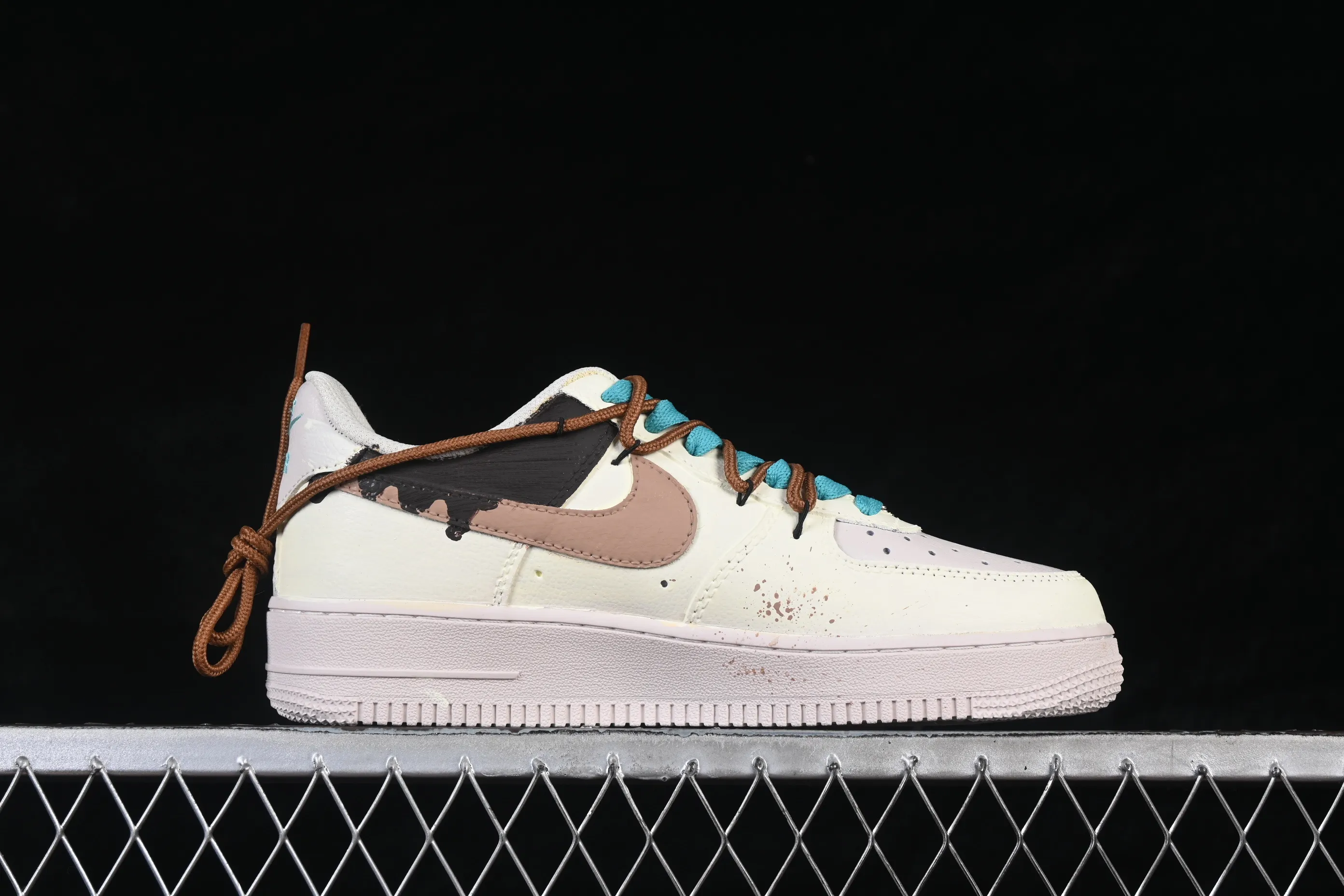 All categories Nk Air Force 1 Air Force series Nk Air Force 1 Low Nike Air Force 1'07 Low "Mint Doodle" Hand-painted graffiti Lime stains Air Force 1 low-top casual sneakers DZ1382-121
